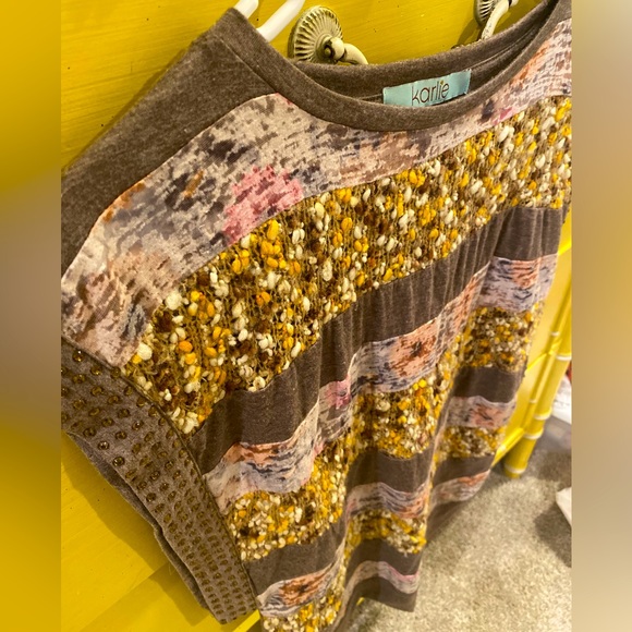 Karlie brand! - Picture 1 of 3